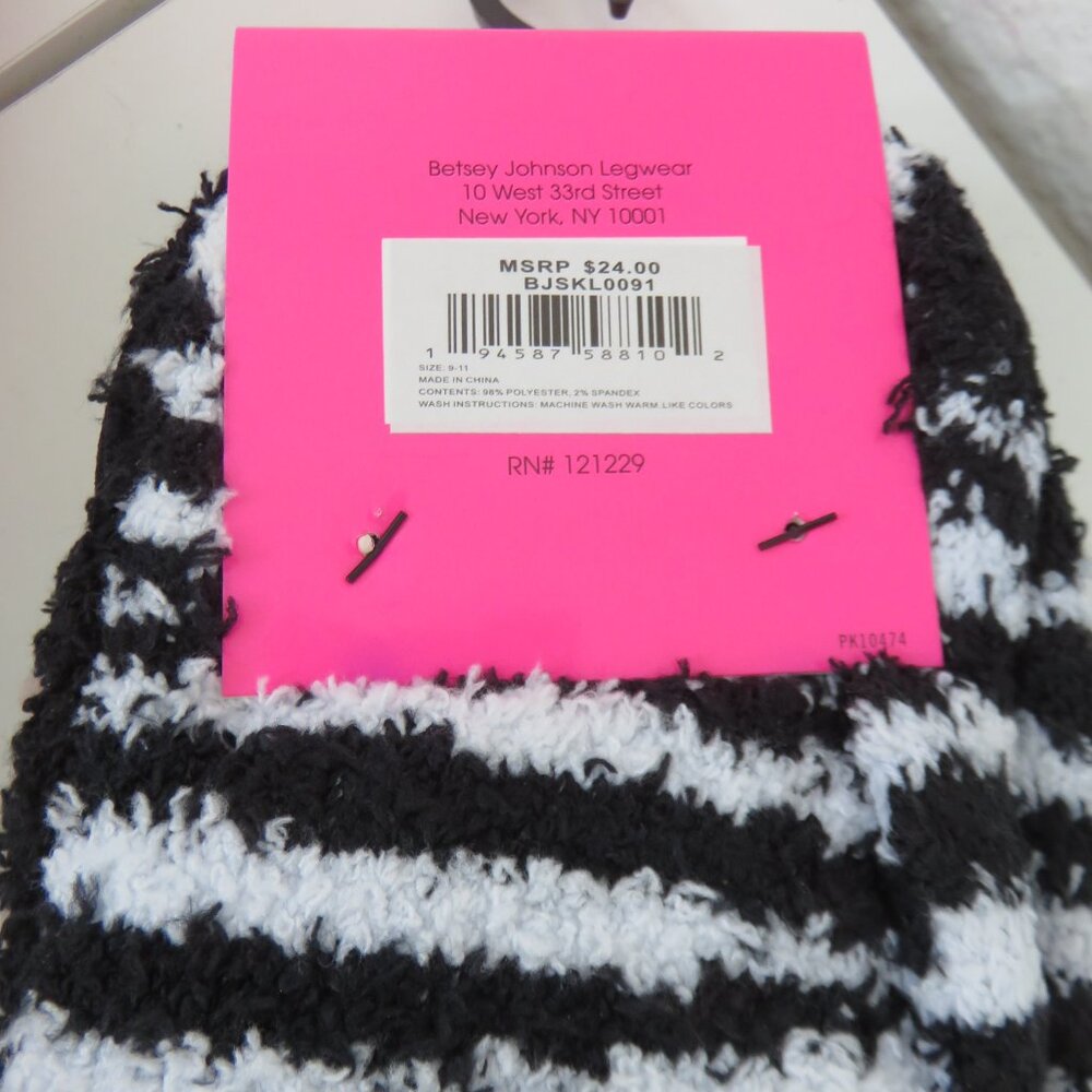 Betsey Johnson Lounge Socks 3 pairs / Low cuts 6 pairs - Picture 9 of 9
